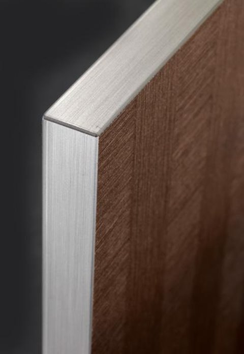 ZURFIZ RUSSET RAFFIA BRUSHED STEEL EDGE
