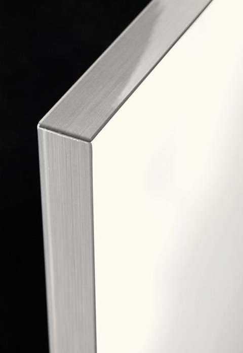 ZURFIZ ULTRAGLOSS WHITE BRUSHED STEEL EDGE